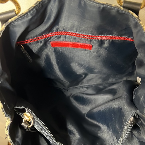 Tommy Hilfiger Signature Chain Bag - Picture 4 of 12